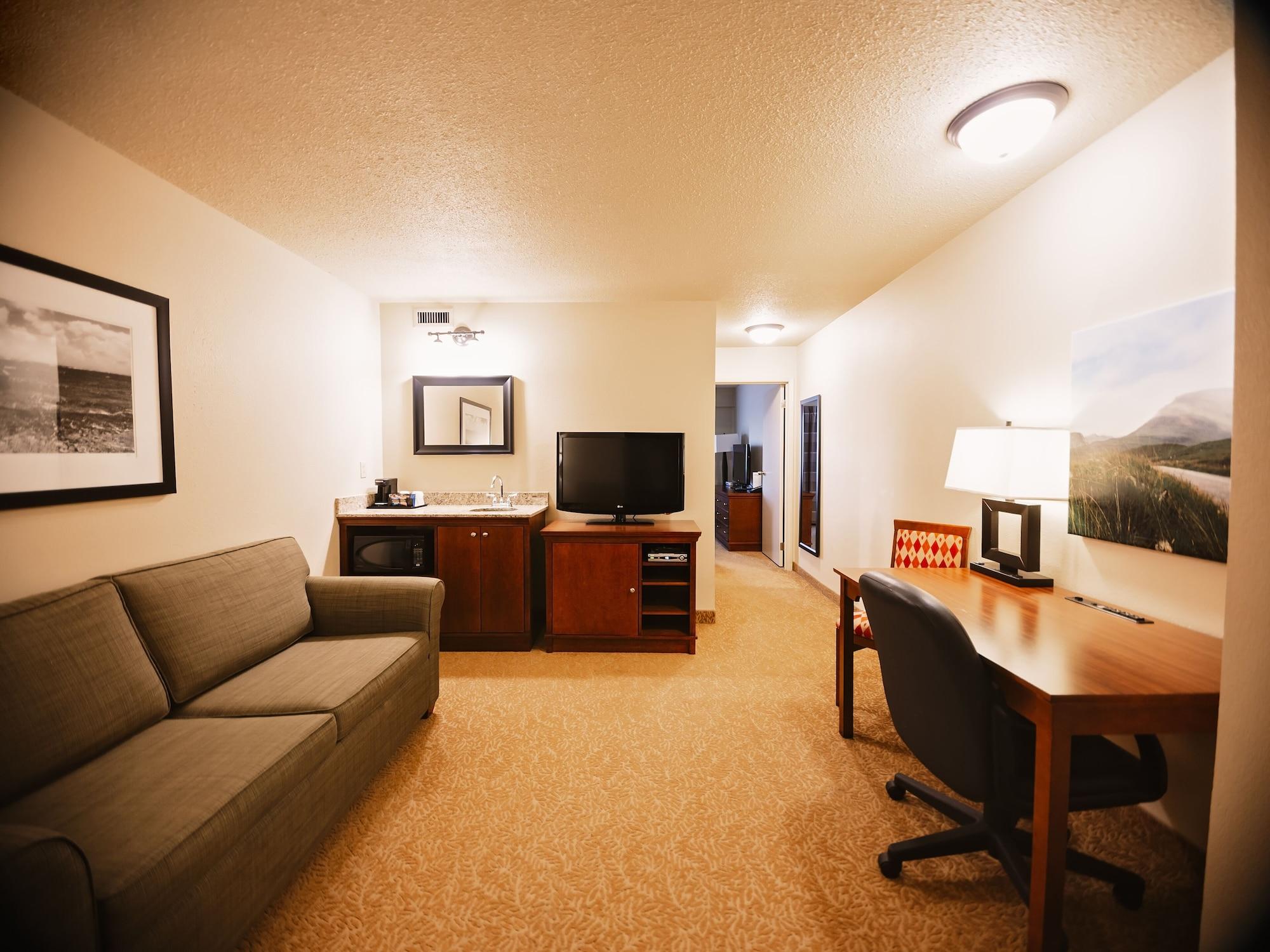 Travelodge Suites By Wyndham Regina - Eastgate Bay Extérieur photo