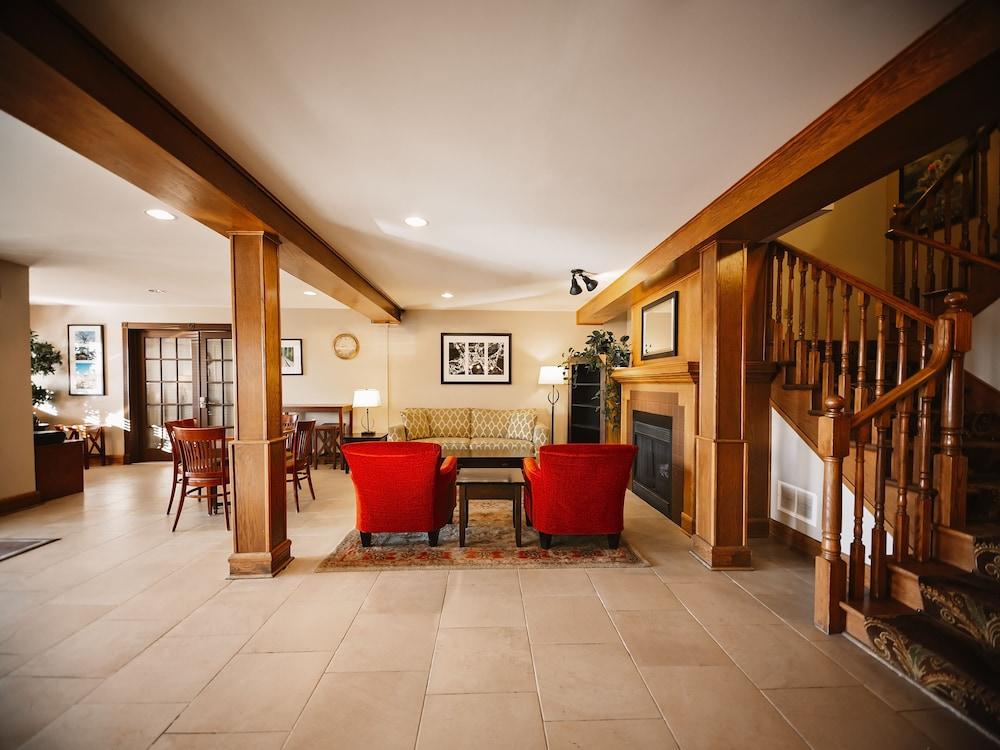 Travelodge Suites By Wyndham Regina - Eastgate Bay Extérieur photo
