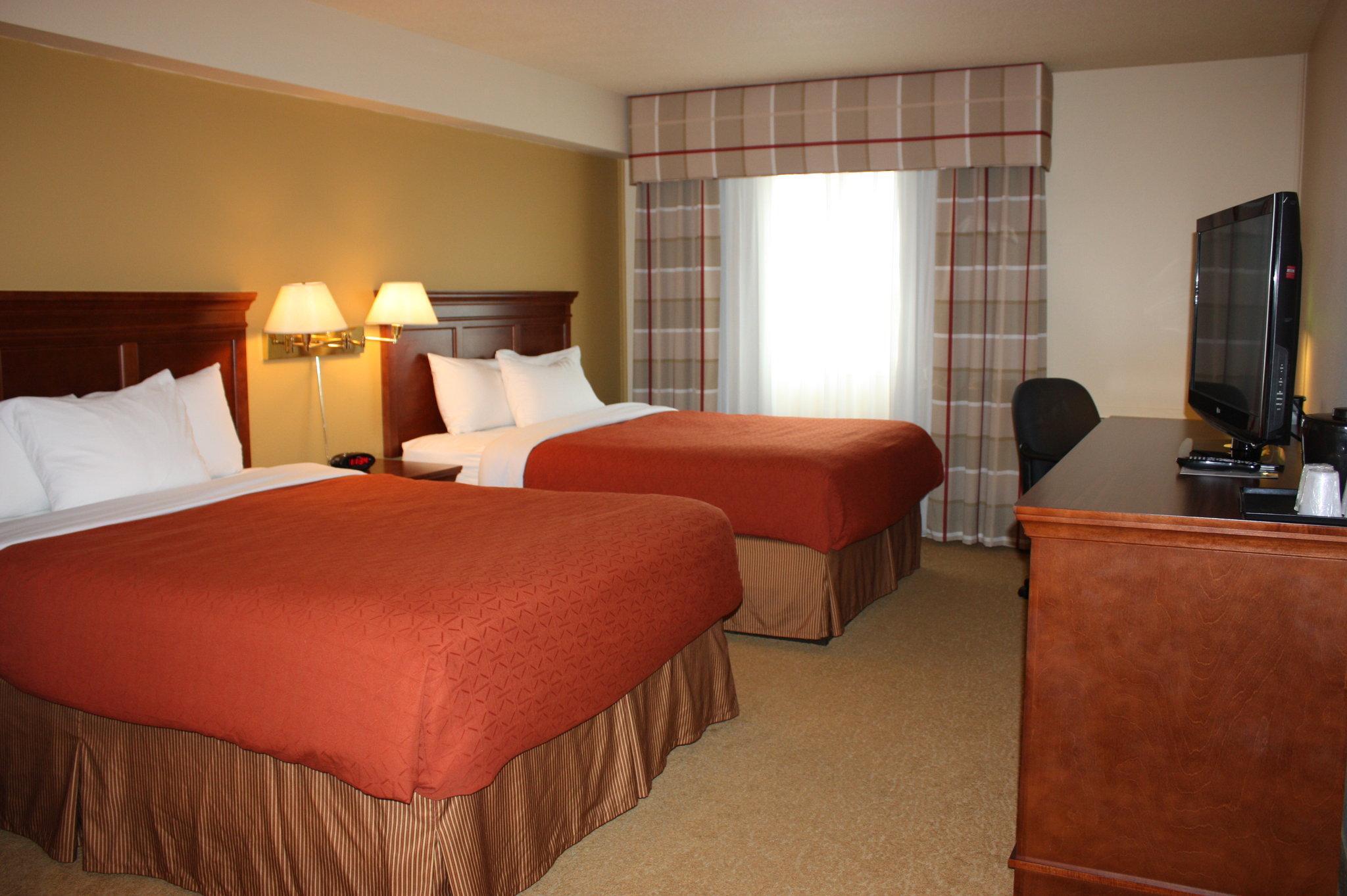 Travelodge Suites By Wyndham Regina - Eastgate Bay Extérieur photo